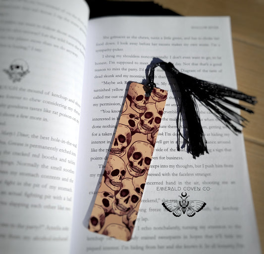 SKULL BOOKMARK