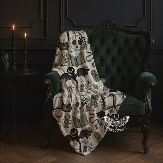 GREEN BOOKISH BLANKET